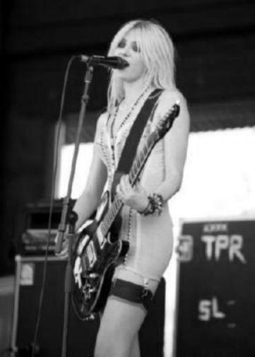 Taylor Momsen Poster Black and White Poster 16x24 | The Poster Depot The Poster Depot
