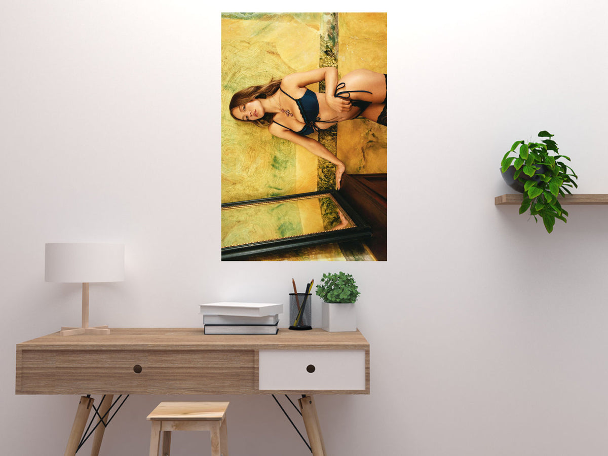 Sydney Sweeney Poster 24x36 24"X36" Poster The Poster Depot