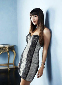 Hannah Simone poster tin sign Wall Art