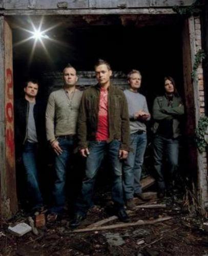 3 Doors Down Group Photo Sign 8in x 12in