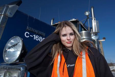 Lisa Kelly Poster Ice Road Truckers 27inx40in The Poster Depot