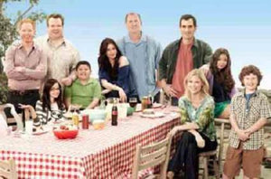 Modern Family Poster Picnic On Sale United States