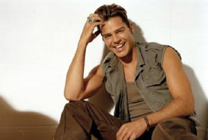 Ricky Martin 11inx17in Mini Poster #02 Smile