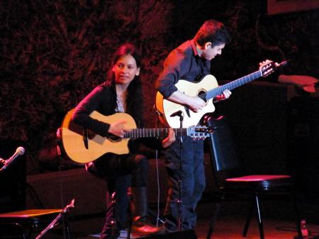 Rodrigo Y Gabriela Performing Metal Print 8in x 12in