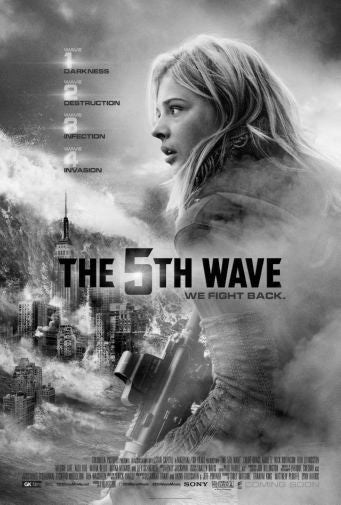The 5Th Wave Black and White Poster 24