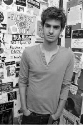 Andrew Garfield Poster Black and White Mini Poster 11"x17"