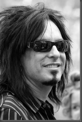 Motley Crue Poster Black and White Mini Poster 11"x17"