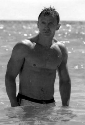 Daniel Craig Poster Black and White Mini Poster 11"x17"