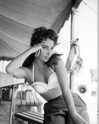 Elizabeth Taylor black and white poster