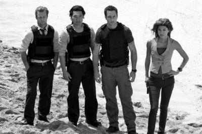 Hawaii Five 0 Poster Black and White Mini Poster 11"x17"