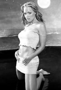 Jennie Garth black and white poster