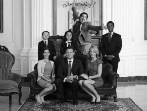 1600 Penn Poster Black and White Poster 16"x24"