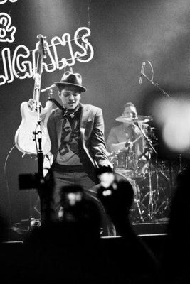 Bruno Mars poster tin Metal Print Wall Art