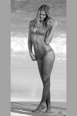 Erin Heatherton Poster Black and White Mini Poster 11"x17"