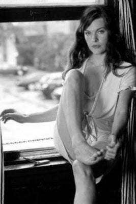 Milla Jovovich poster tin sign Wall Art