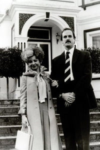 Fawlty Towers Poster 11Inx17In Mini Poster