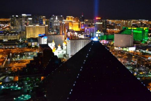 Las Vegas At Night Luxor Mini poster 11inx17in